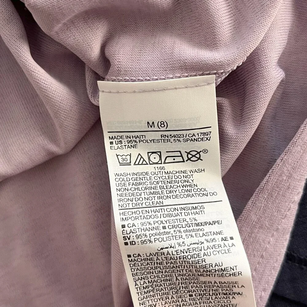 Old Navy Active long-sleeve athletic shirts M 8 NWT